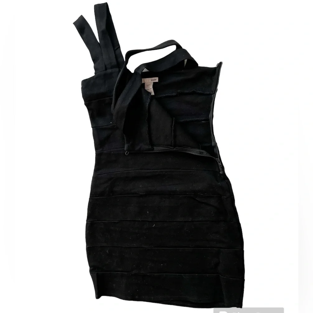 H&M Bodycon Black Mini Dress Sz.4 ( runs super small, fits XS)